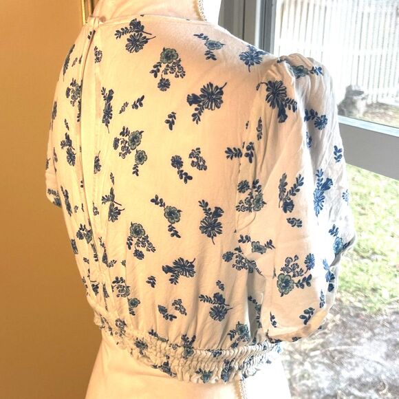 Forever 21 Womens Floral Milkmaid Cropped Top Sz S Cottage Feminine Prairie - Picture 11 of 11